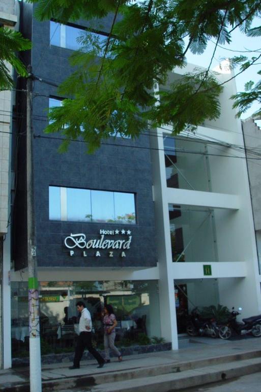 Hotel Boulevard Plaza Pucallpa Exterior foto