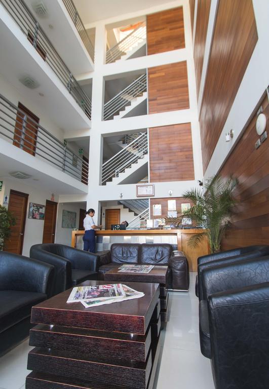 Hotel Boulevard Plaza Pucallpa Exterior foto